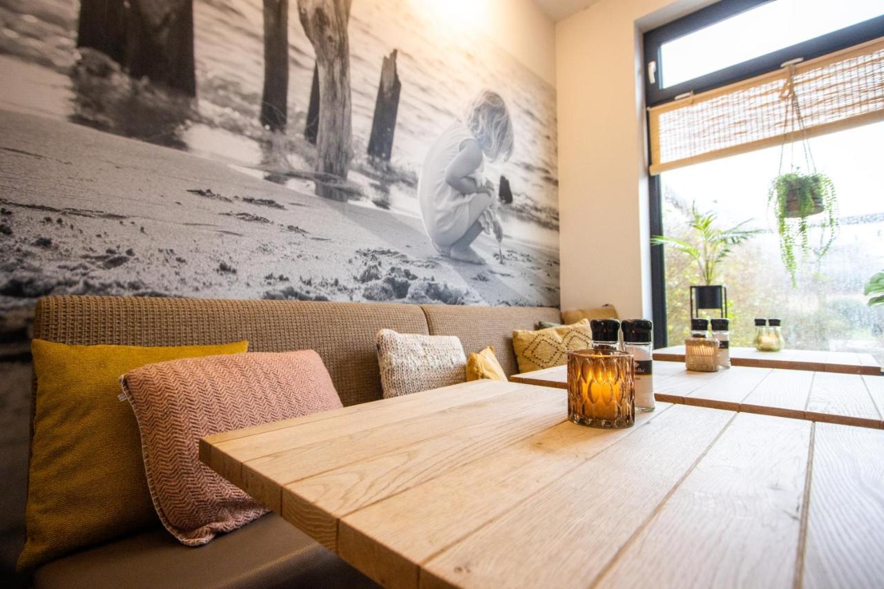Hotel Neptunus เอ็กมอนด์อานเซ ภายนอก รูปภาพ